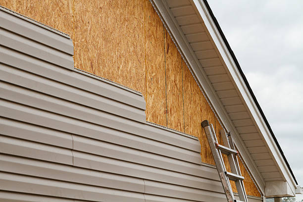 24/7 Emergency Siding Repair experts in Saluda, VA